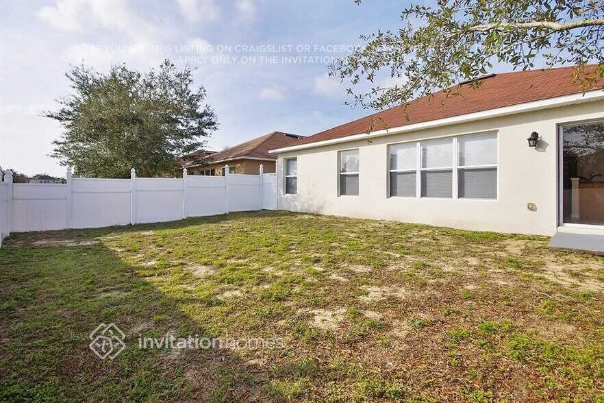 Building Photo - 16951 Sunrise Vista Dr