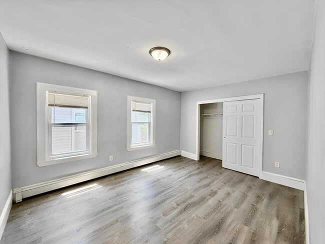 Building Photo - 32 Stedman Ave