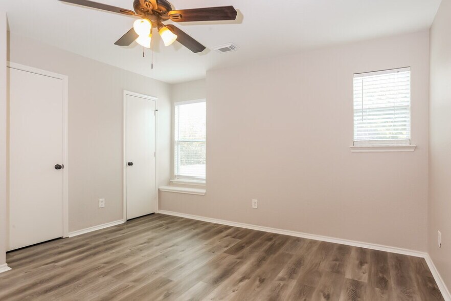 Building Photo - 11410 Flying Geese Ln