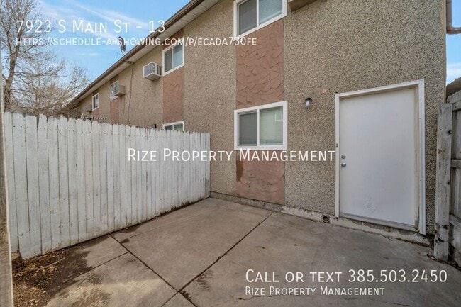 Building Photo - 7923 S Main St