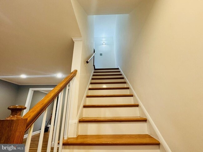 Building Photo - 4118 Buena Vista Ave