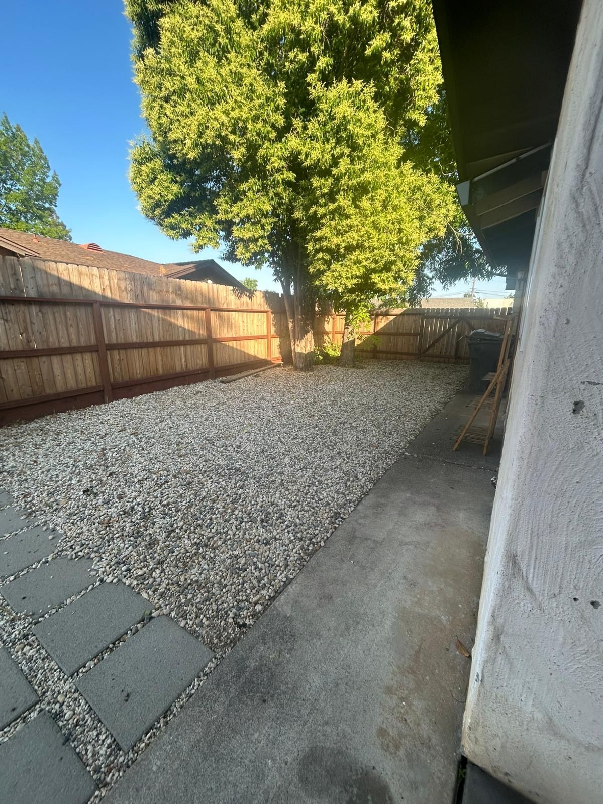 Building Photo - 6103 Templeton Dr