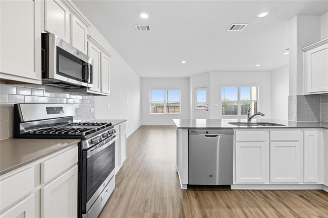 Building Photo - 7317 Spotted Leaf Wy