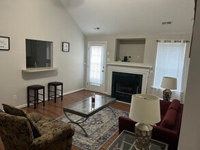 Building Photo - Room in House on Bells Knox Rd