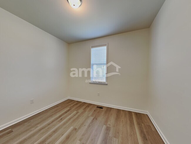 Building Photo - 192 Meadow Loop Dr