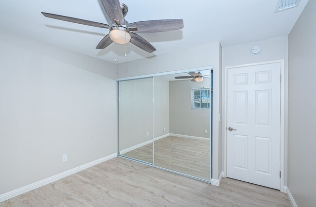 Building Photo - Modern Renovated 4BR Home in Oceanside – P...