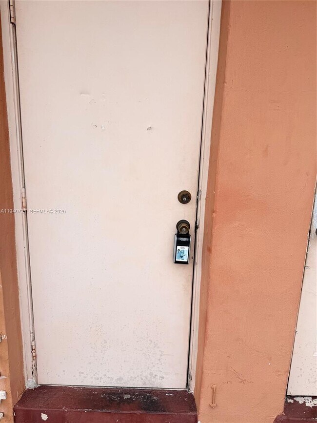 Building Photo - 3671 SW 10th St