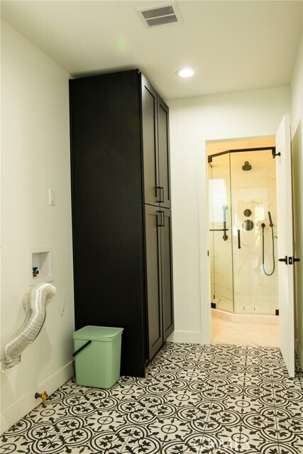 Building Photo - 1600 Trumbower Ave