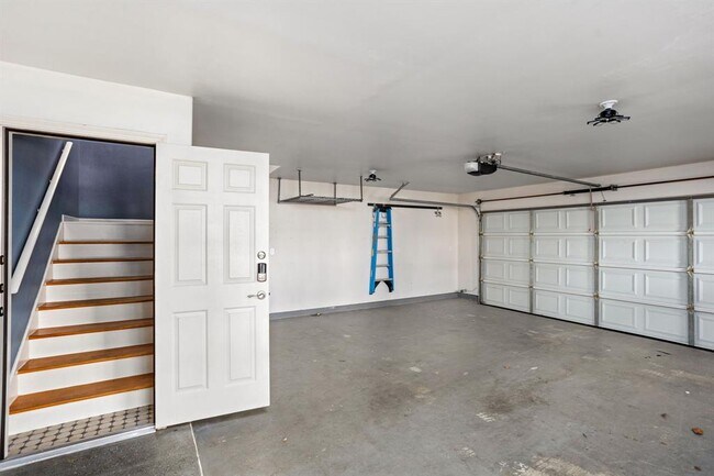 Building Photo - 1601 Forest St