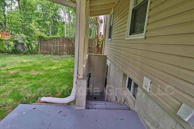 Building Photo - 12417 Asbury Dr