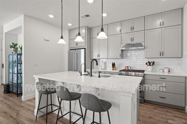 Building Photo - 3061 Low Meadow Blvd