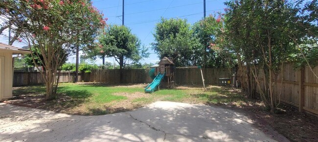 Building Photo - 2514 Deer Valley Dr