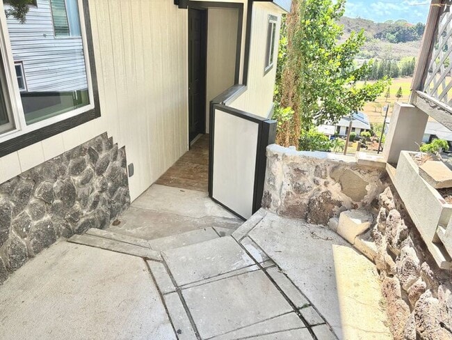 Building Photo - 1413 Ala Iolani St