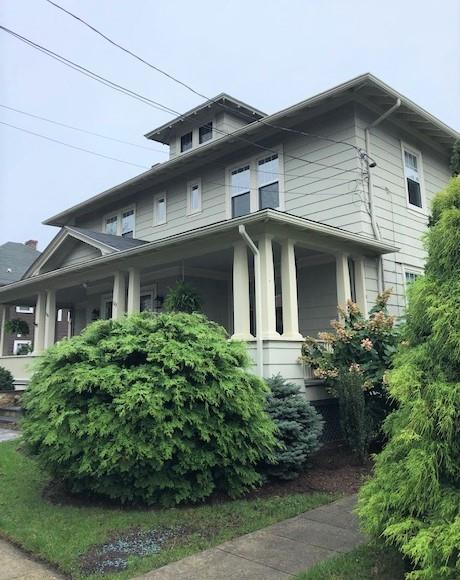 Building Photo - 122 Ridge St