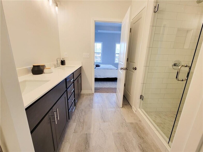 Building Photo - 140 Harlow Cir