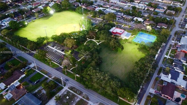 Building Photo - 1715 NW 180th Terrace