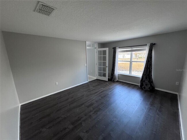 Building Photo - 4064 Sunny Day Way