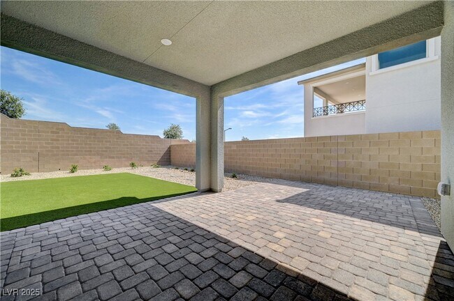Building Photo - 12470 Madison Pk Pl