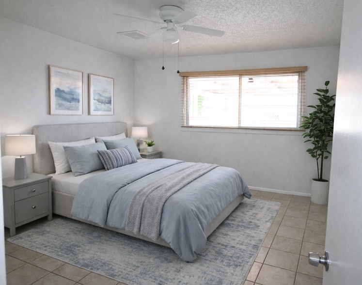 master bedroom - 3116 S Clementine Dr