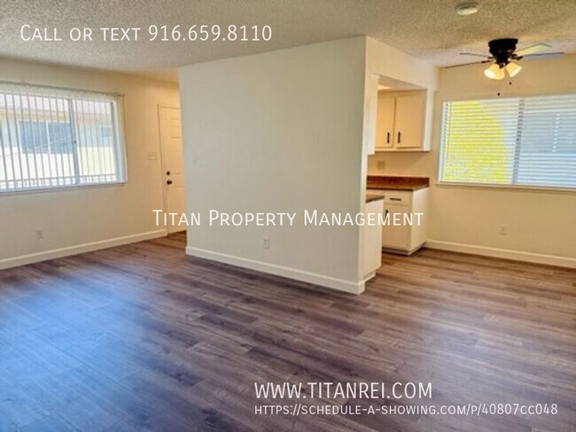 Building Photo - 770 Carro Dr