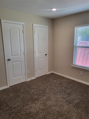Building Photo - 2016 Paisley Dr