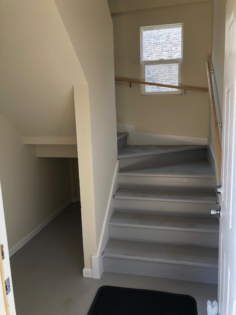 Building Photo - 1709 Irving Park W Rd