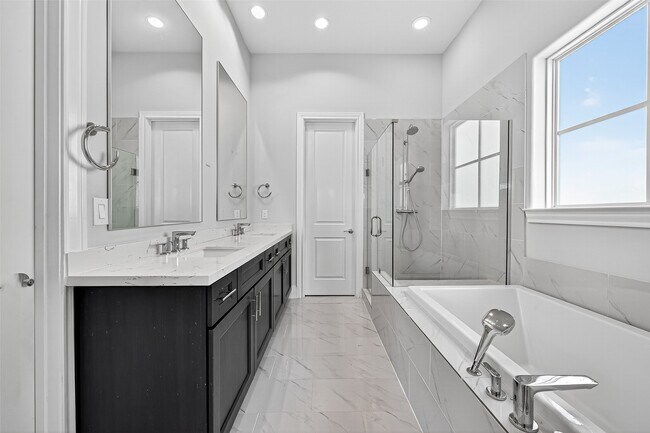 Building Photo - 815 Bringhurst St
