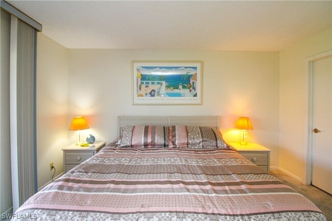 Building Photo - 239 Palm Dr