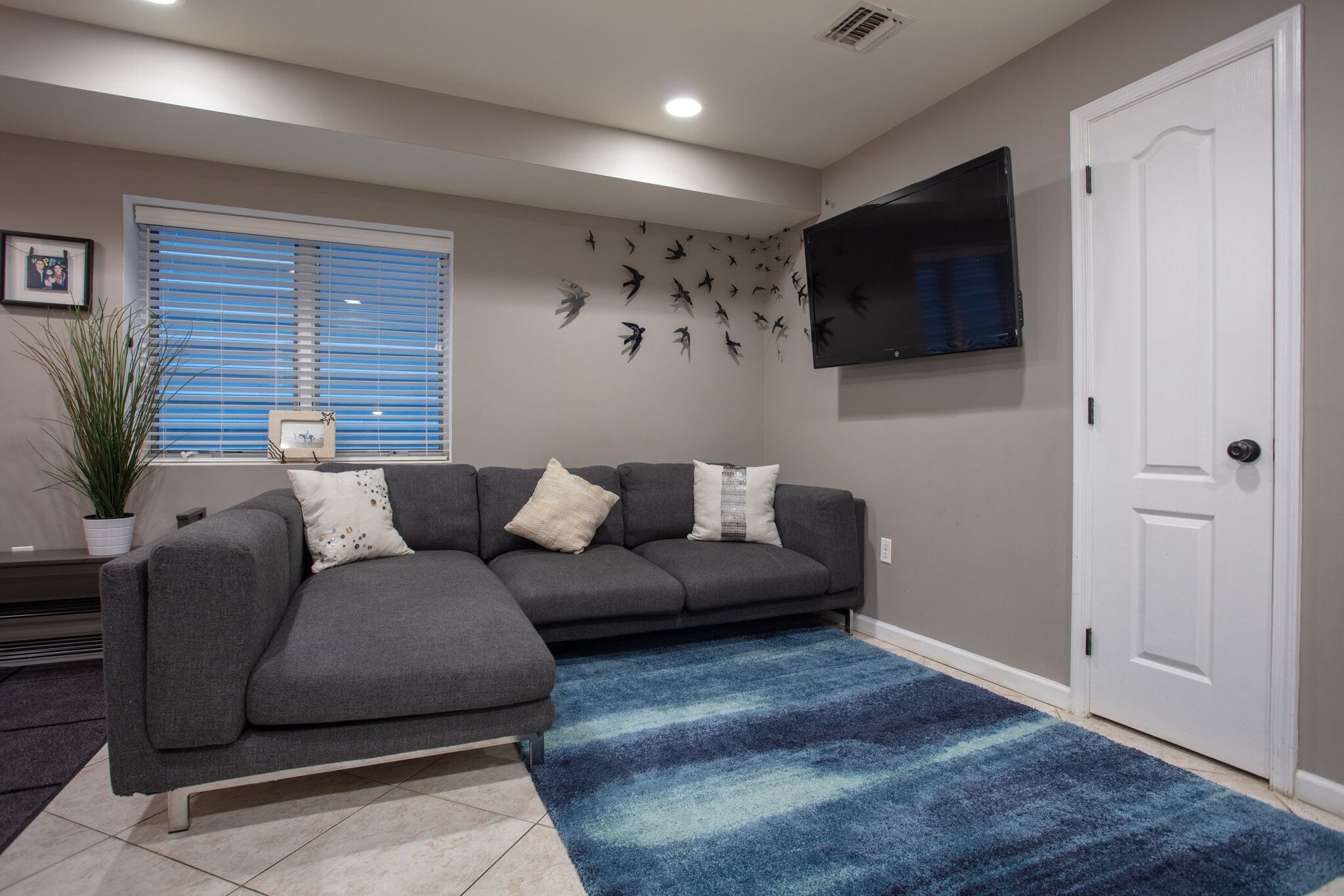 Living room - 309 Manhattan Ave