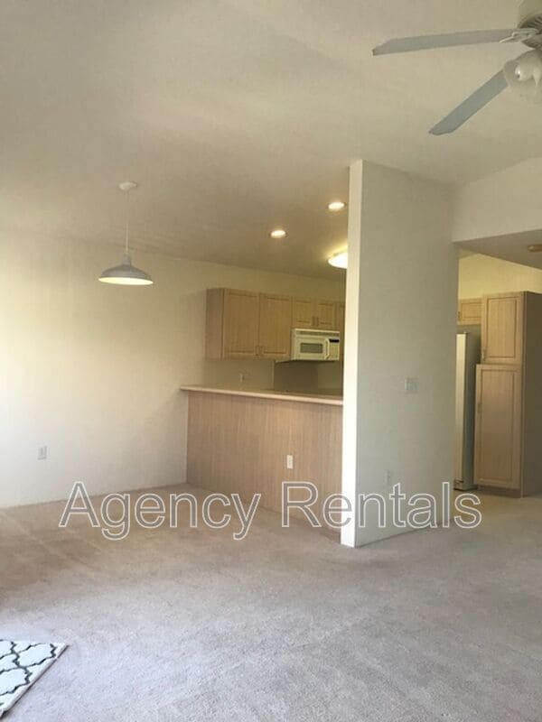 Building Photo - 92-1465 Aliinui Dr