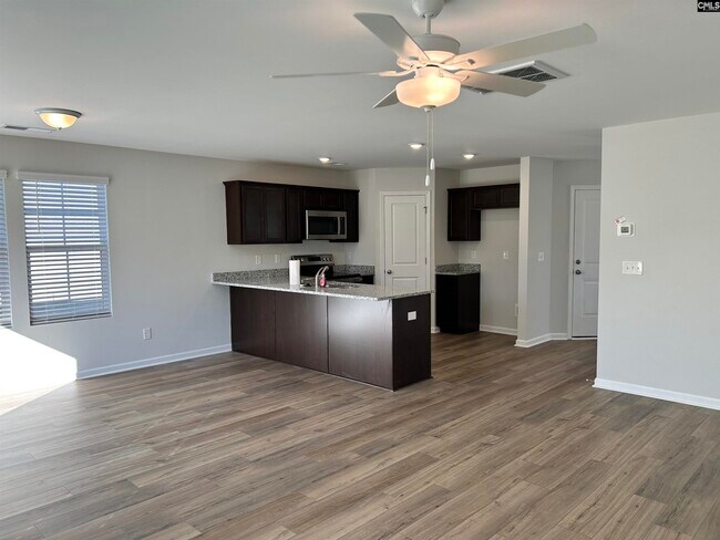 Building Photo - 437 Pinaster Path