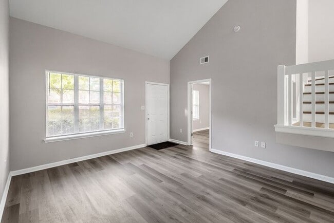 Building Photo - Hidden Gem in East Charlotte - 3 Bedrooms, Prime Location