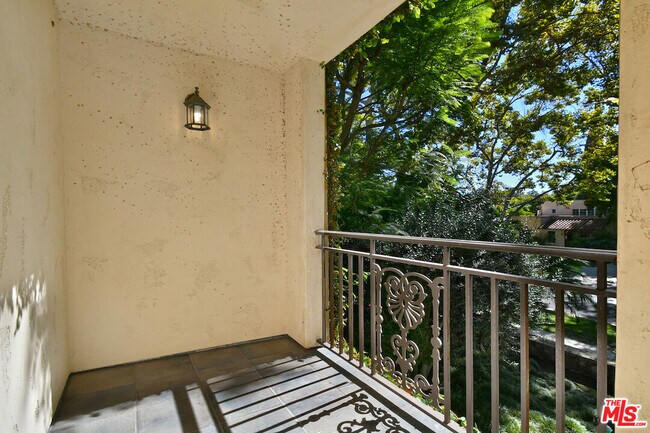 Building Photo - 12207 Cantura St