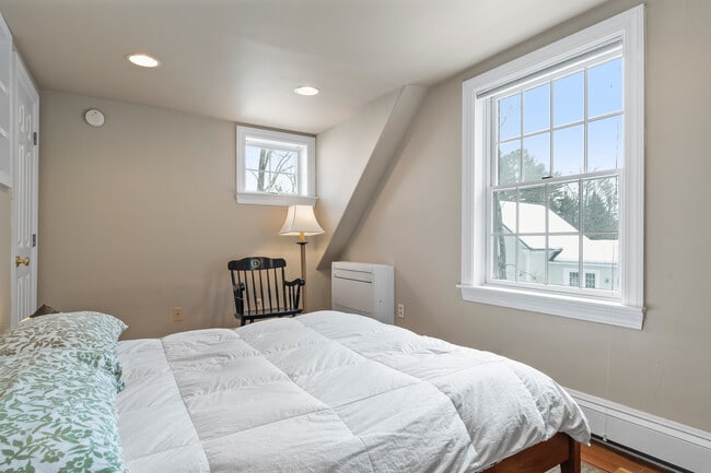 Building Photo - 239 Foreside Rd