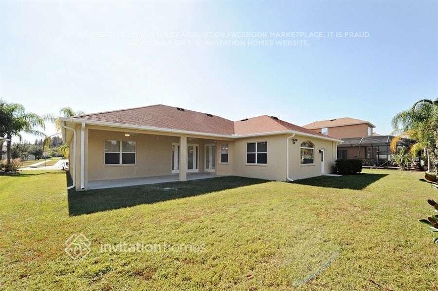 Building Photo - 1820 Beaconsfield Dr