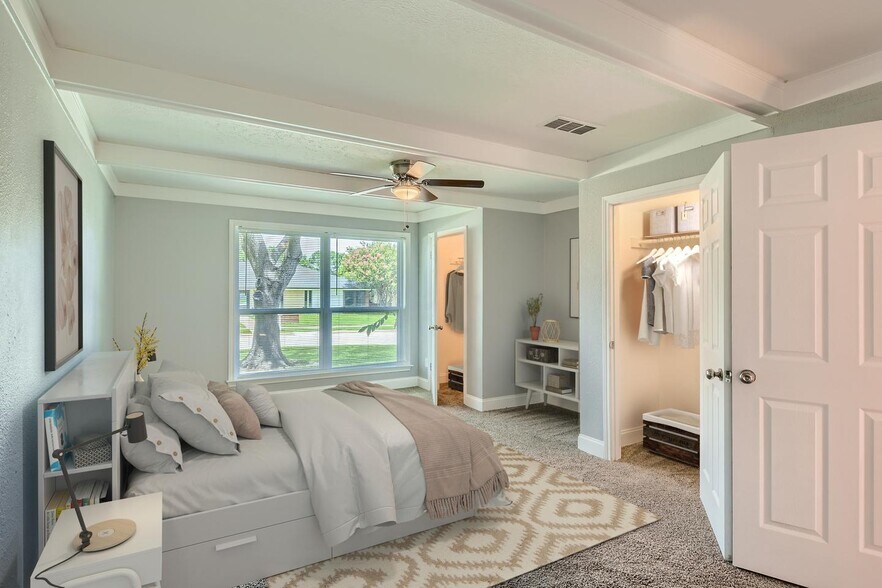 Building Photo - Welcoming single-story Plano home near Lib...