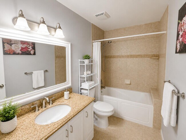 Building Photo - 3125 Oakland Shores Dr
