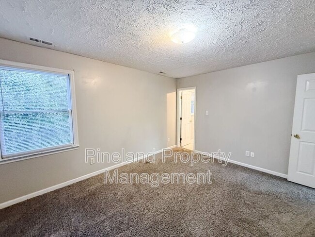 Building Photo - 8825 Tibs Run Dr