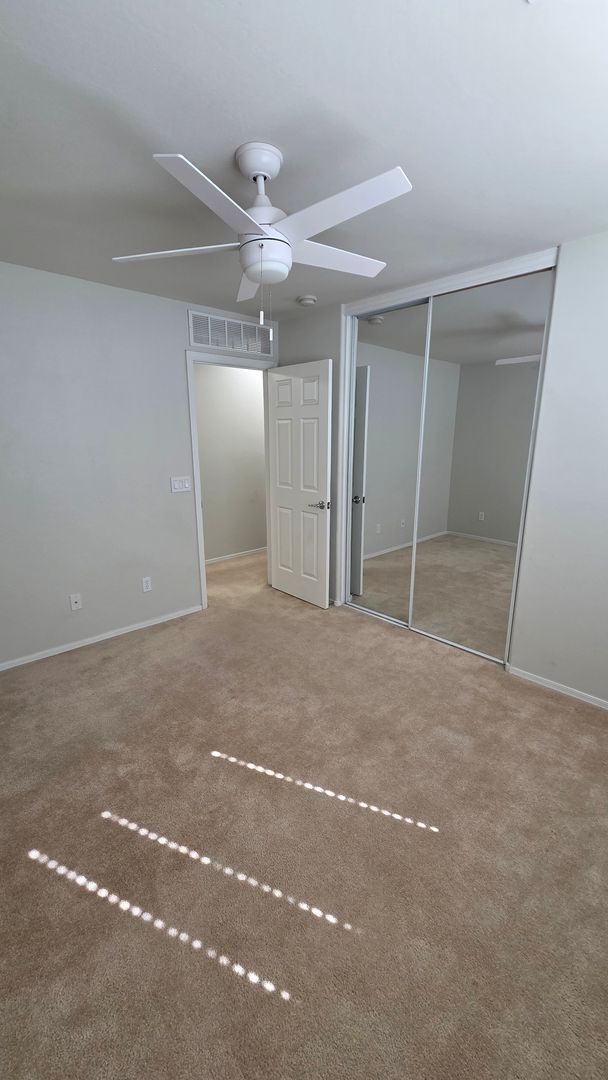 Building Photo - Resort-Style Amenities in Anthem Merrill Ranch!