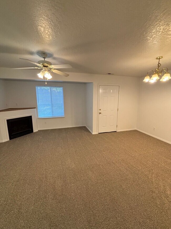 Building Photo - 3484 W Vela Pl