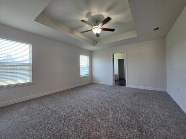 Building Photo - 6229 Redberry Dr