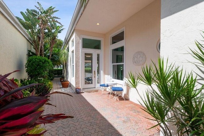 Building Photo - 119 Coral Cay Dr