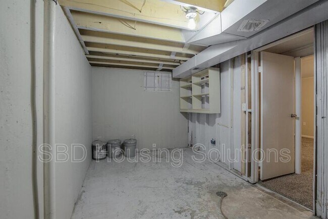 Building Photo - 16003 East 35th St S