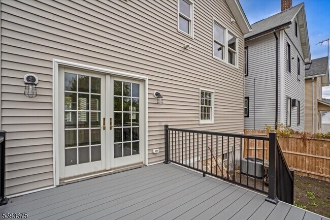 Building Photo - 617 Ripley Pl