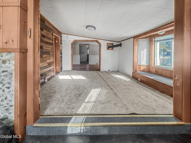 Building Photo - 196 Luzerne Rd