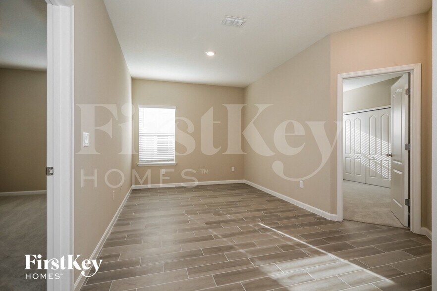 Building Photo - 263 Bloomfield Wy