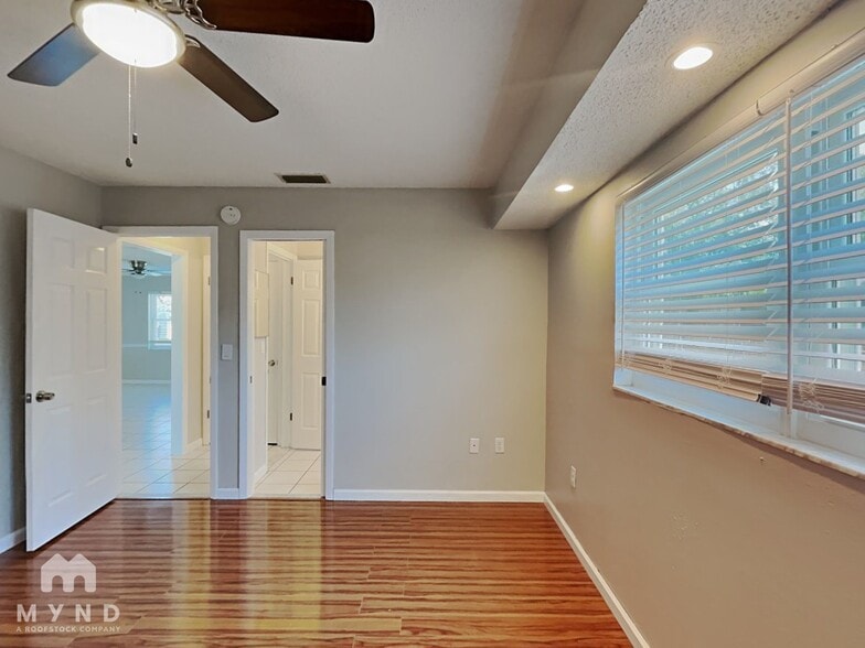 Building Photo - 13065 Pirate Ln