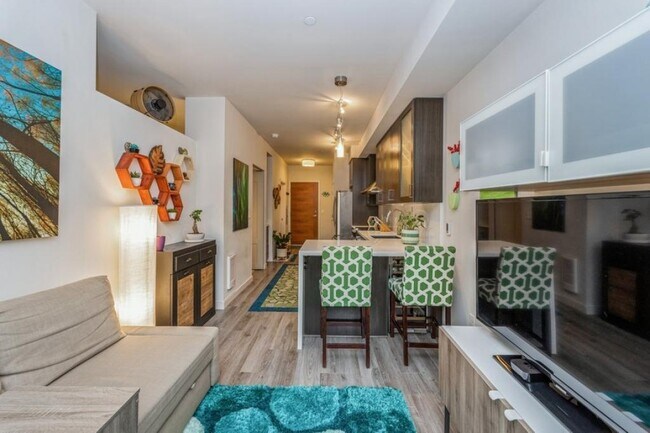 Building Photo - VIK Condominiums - 1 bedroom
