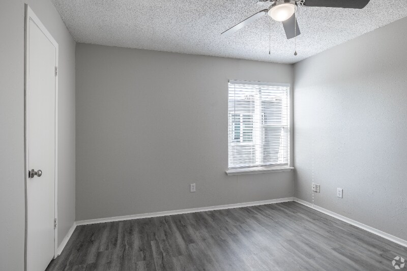Building Photo - 55 N Ranchwood Blvd