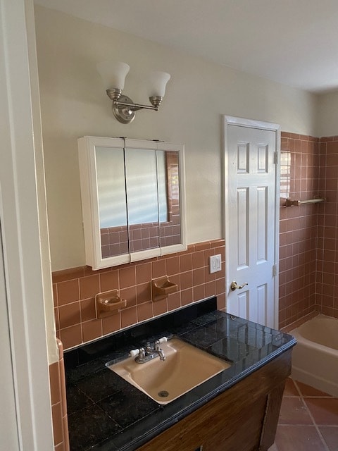 Building Photo - 223 SW 14th Pl